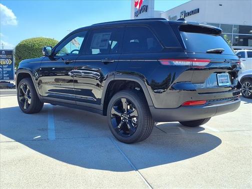 2025 Jeep Grand Cherokee Altitude