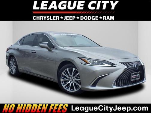 2021 Lexus ES 300h Base