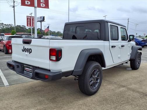 2025 Jeep Gladiator Sport S