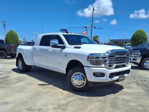 2025 RAM 3500 Laramie