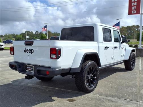 2025 Jeep Gladiator Nighthawk