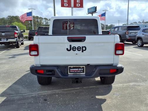 2025 Jeep Gladiator Nighthawk