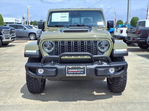 Green 2026 Jeep Gladiator Sport