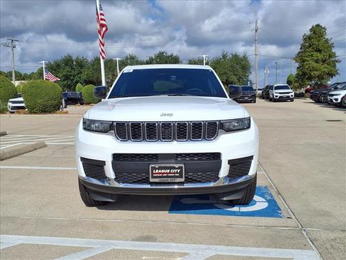 2025 Jeep Grand Cherokee L Laredo