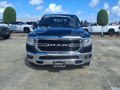 Patriot Blue Pearlcoat 2022 RAM 1500 Big Horn/Lone Star