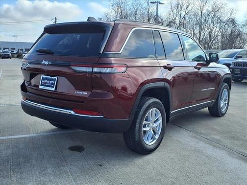2026 Jeep Grand Cherokee Laredo