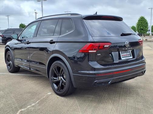 2023 Volkswagen Tiguan 2.0T SE R-Line Black