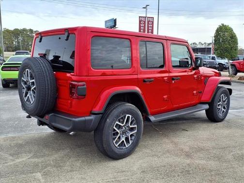 2025 Jeep Wrangler Sahara