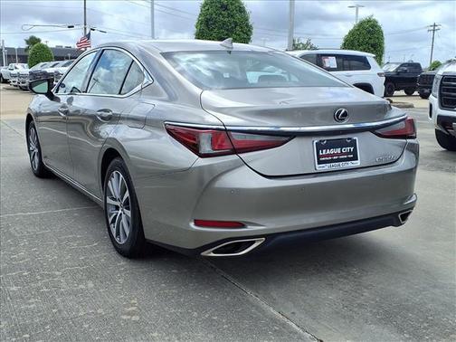 Moonbeam Beige Metallic 2019 Lexus ES 350 Luxury