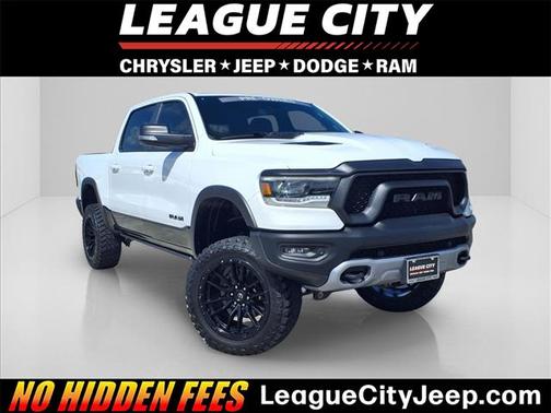Bright White Clearcoat 2020 RAM 1500 Rebel