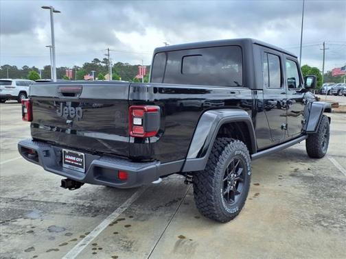 2025 Jeep Gladiator Sport