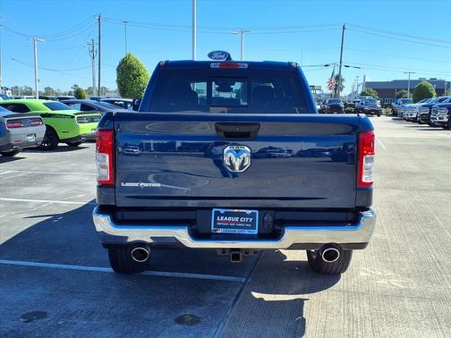 Patriot Blue Pearlcoat 2023 RAM 1500 Big Horn/Lone Star