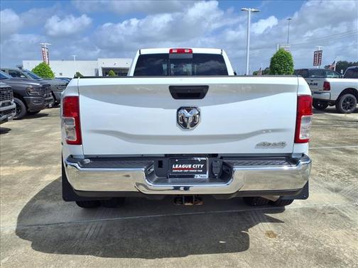 Bright White Clearcoat 2024 RAM 3500 Tradesman