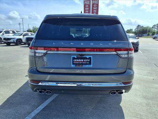 Asher Gray Metallic Clearcoat 2024 Lincoln Aviator Premiere