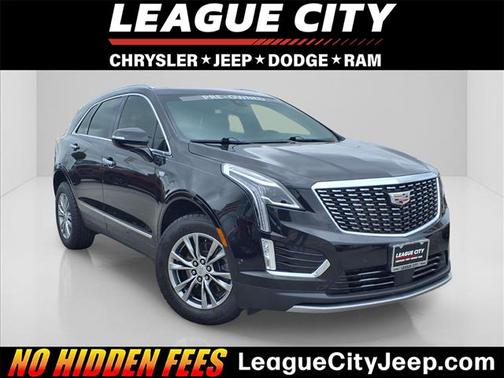 Stellar Black Metallic 2022 Cadillac XT5 Premium Luxury