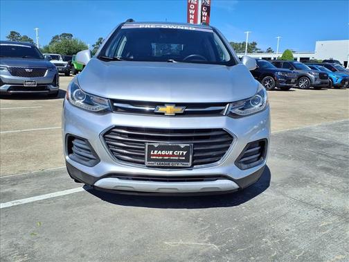Silver Ice Metallic 2018 Chevrolet Trax LT