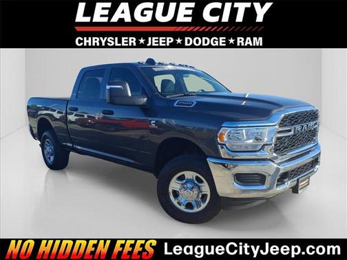 Granite Crystal Metallic Clearcoat 2024 RAM 2500 Tradesman