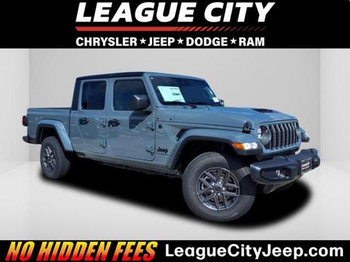 2025 Jeep Gladiator Sport S