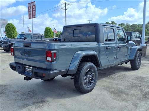 2025 Jeep Gladiator Sport S