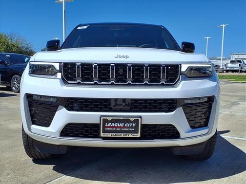 2026 Jeep Grand Cherokee Summit