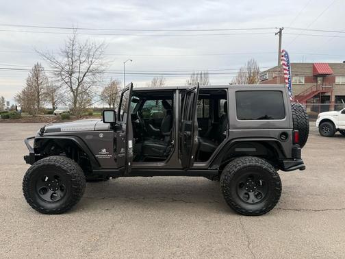 2016 Jeep Wrangler Unlimited Rubicon