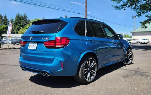 Long Beach Blue Metallic 2017 BMW X5 M Base