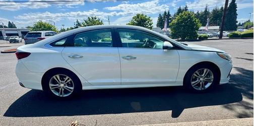 Quartz White Pearl 2018 Hyundai SONATA Limited