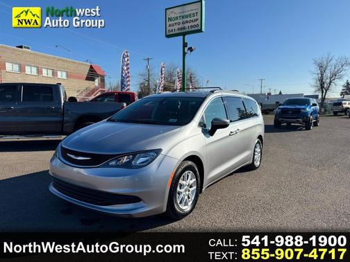 2020 Chrysler Voyager LXI