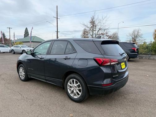 2022 Chevrolet Equinox LS