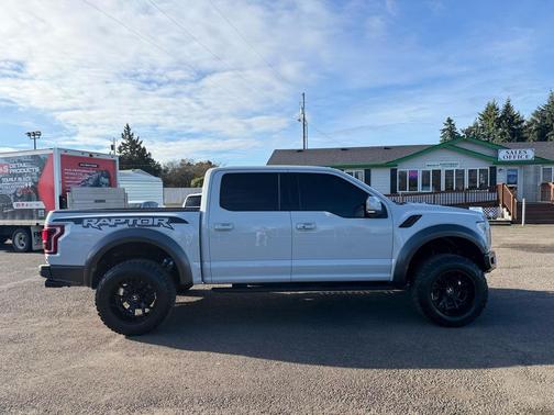 2017 Ford F-150 Raptor