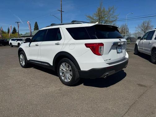 Oxford White 2020 Ford Explorer Limited