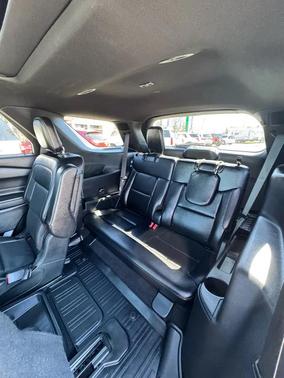 Oxford White 2020 Ford Explorer Limited