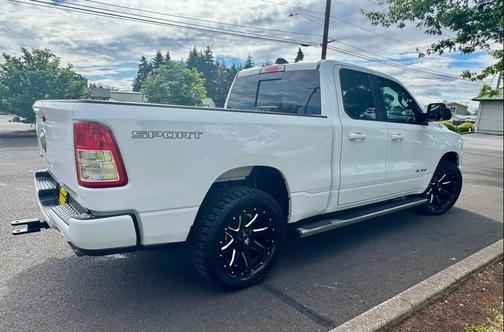 Bright White Clearcoat 2020 RAM 1500 Big Horn/Lone Star