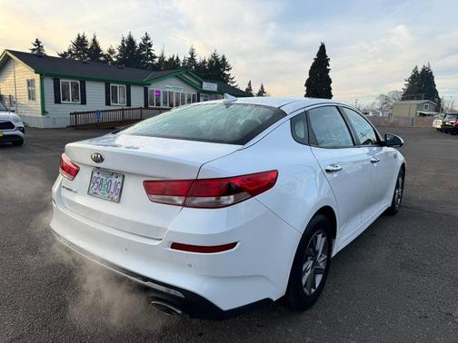 2020 Kia Optima LX