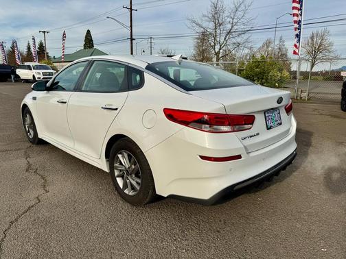 2020 Kia Optima LX