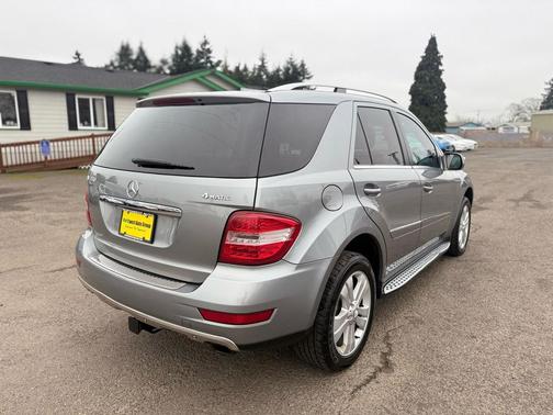 2010 Mercedes-Benz M-Class 4MATIC