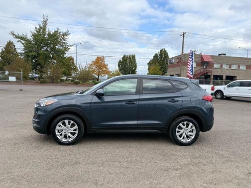2020 Hyundai TUCSON SE