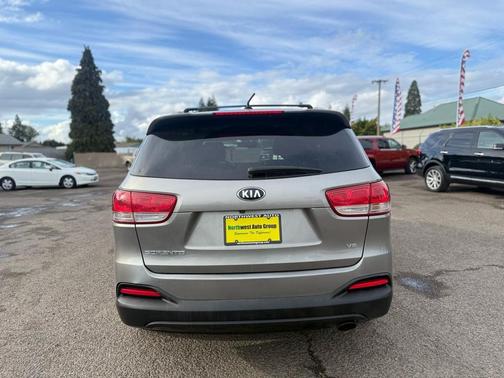 2016 Kia Sorento LX