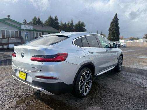 2020 BMW X4 xDrive30i