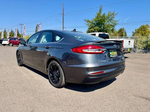 2019 Ford Fusion SE