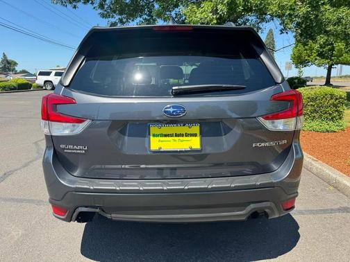 Magnetite Gray Metallic 2020 Subaru Forester Premium