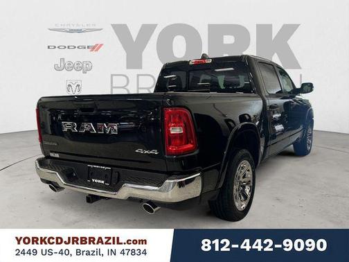 Diamond Black Crystal Pearlcoat 2026 RAM 1500 Big Horn/Lone Star
