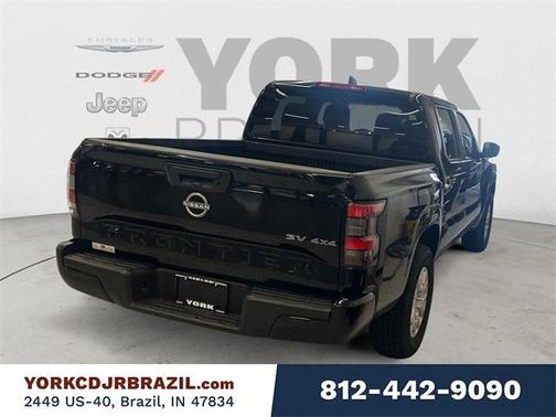 2023 Nissan Frontier SV