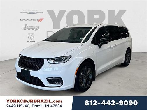 2026 Chrysler Pacifica L