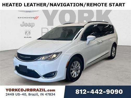 2017 Chrysler Pacifica Touring-L