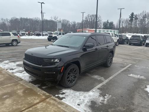 2023 Jeep Grand Cherokee L Summit
