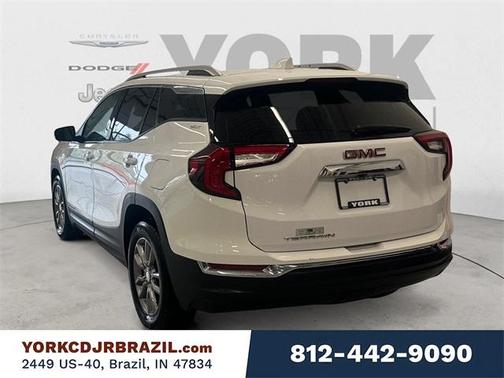 2024 GMC Terrain SLT