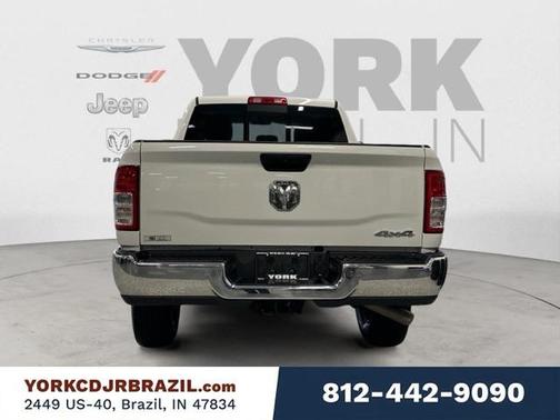 2020 RAM 2500 Tradesman Crew Cab 4X4 6'4' Box