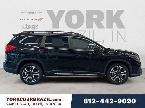 Crystal Black Silica 2023 Subaru Ascent Limited 7-Passenger