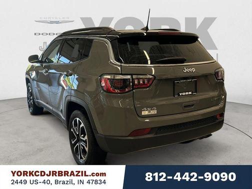 Sting-Gray Clearcoat 2022 Jeep Compass Limited